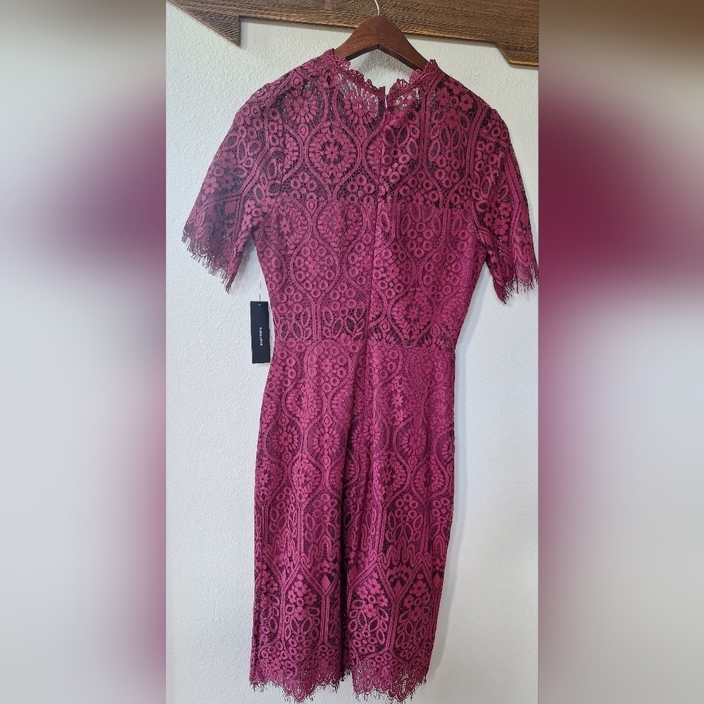 NWT Lulu's Womens Cranberry Lace Short Sleeve Knee Length Dress Size S - Picture 10 of 12